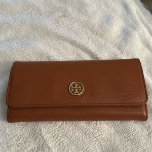***SOLD***Carmel color Tory Burch wallet good condition
